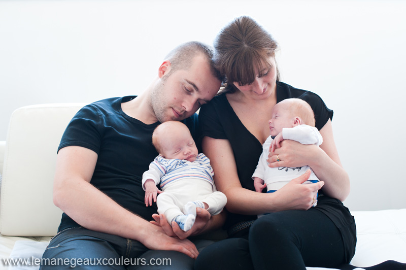 seance-photo-bebe-nouveaux-nes-jumeaux-photographe-famille-nord-pas-de-calais-lille-lens-bethune-valenciennes-dunkerque-arras (12)