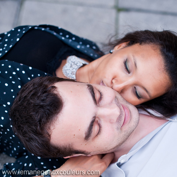 Séance Engagement à Paris - photographe mariage france lille paris amiens