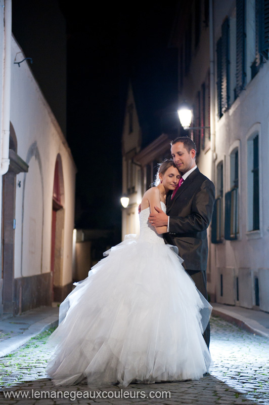 Séance photo de Jeunes Mariés à Strasbourg - photographe mariage strasbourg hagueneau alsace