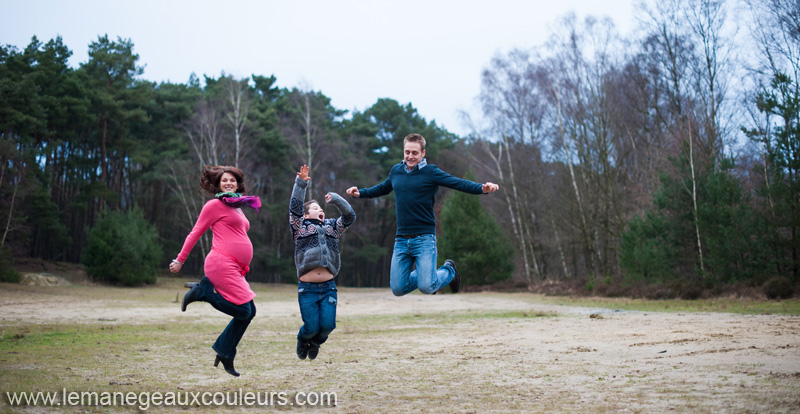 photo de grossesse en famille - photographe femme enceinte lille belgique ath tournai