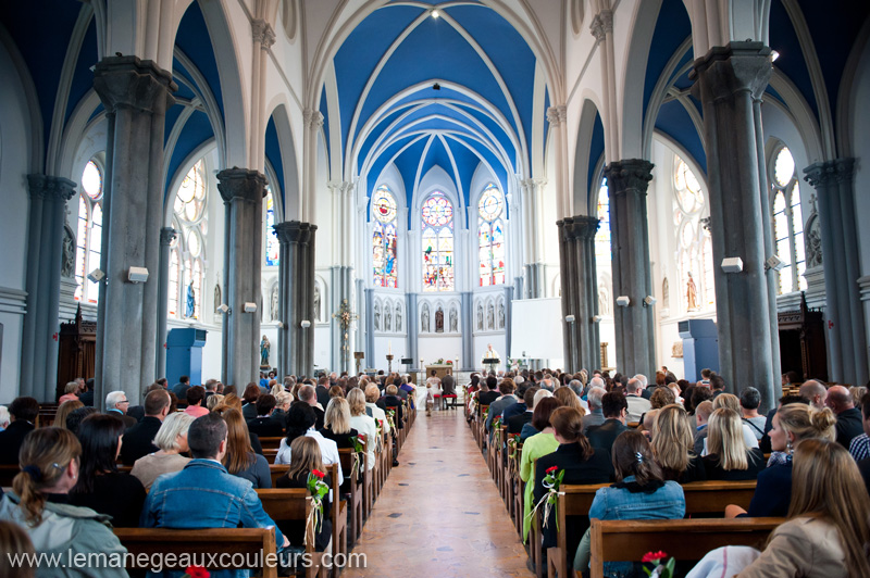 photo de mariage à Lille - église de neuville en ferrain - photographe nord pas de calais