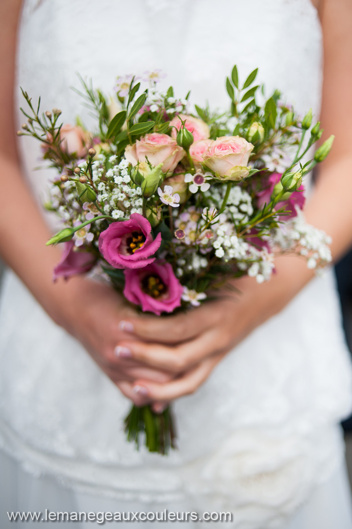 reportage de mariage dans le nord - beau bouquet de mariée fleurs sauvages