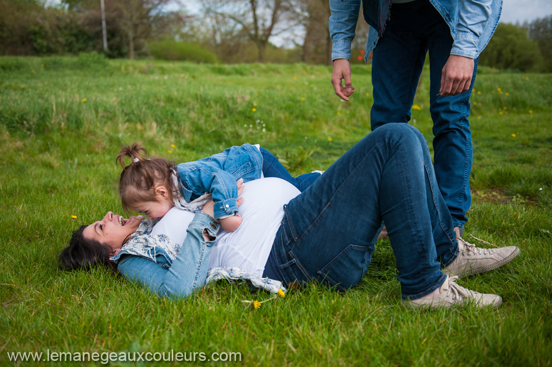 Séance photo de grossesse en famille à lille nord pas de calais