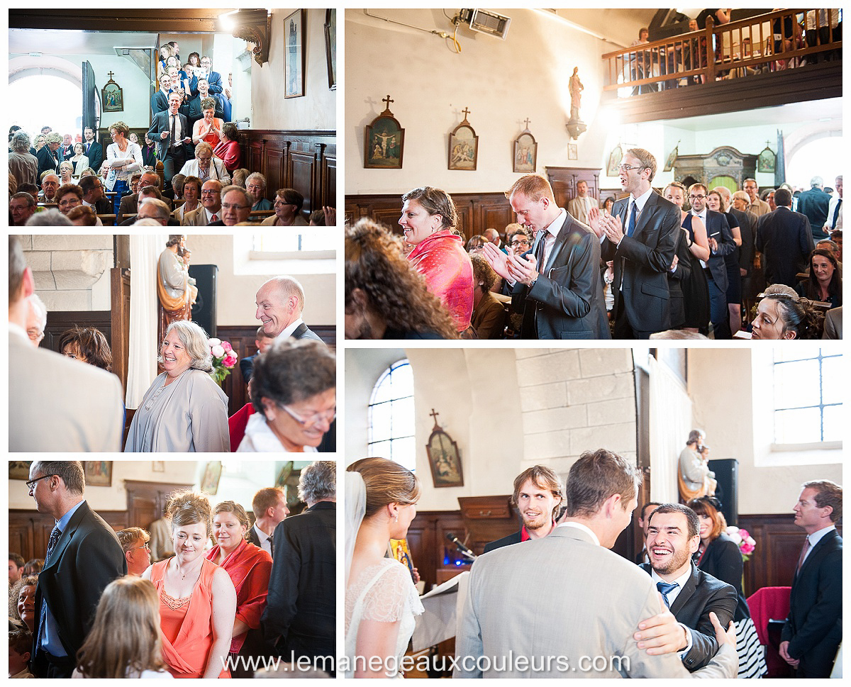 l'offrande à l'église : un moment pour échanger et rire avec les mariés - photographe mariage lille sur le vif