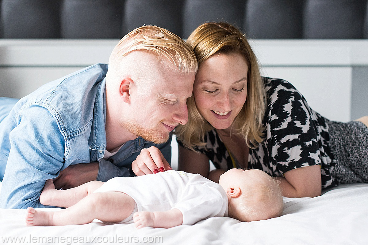 photographe bebe nord seance photo nouveau ne lille naturel en famille