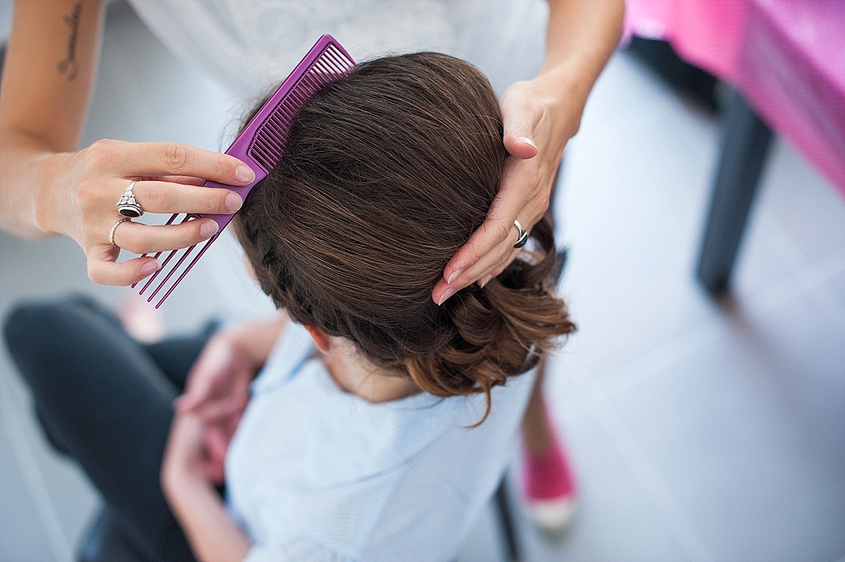 apporter un soin particulier à sa coiffure le jour J photographe mariage lille