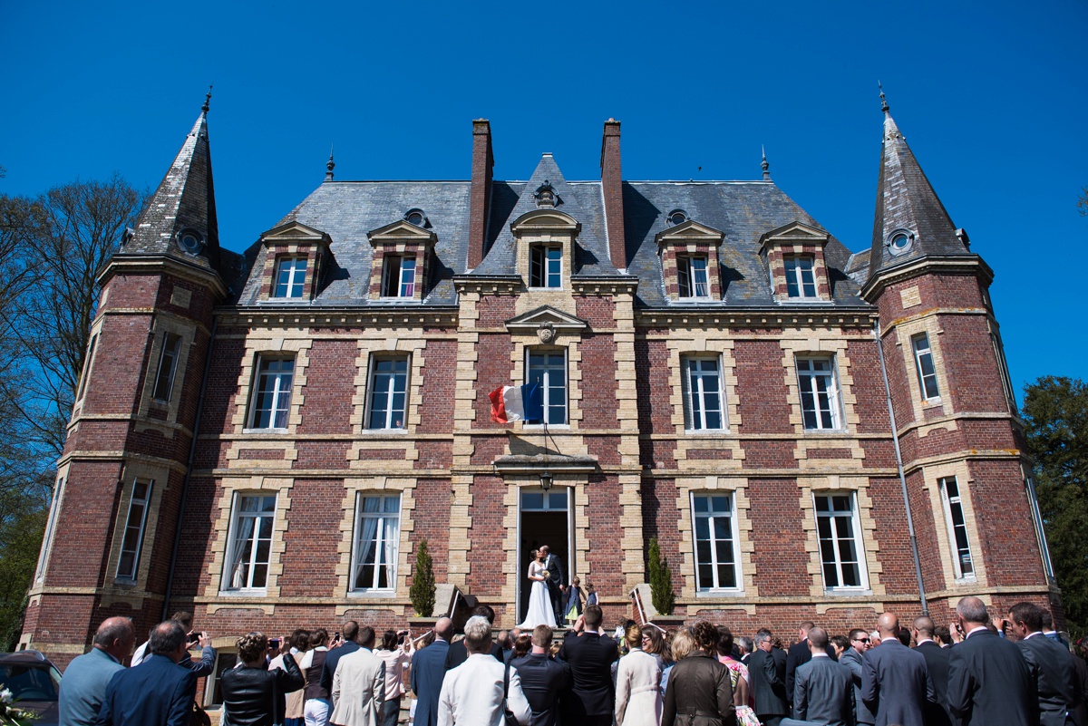 photos de sortie de mairie originale photographe mariage normandie