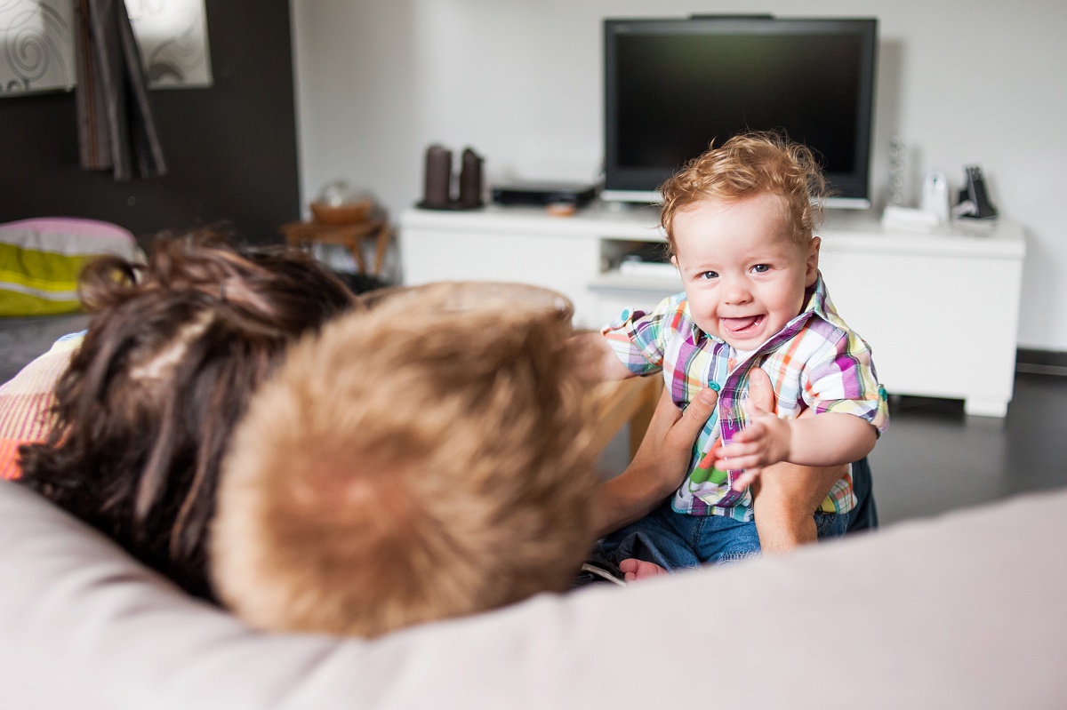 reportage photo à domicile belgique photographies de bébé de 5 mois photographe enfant nord