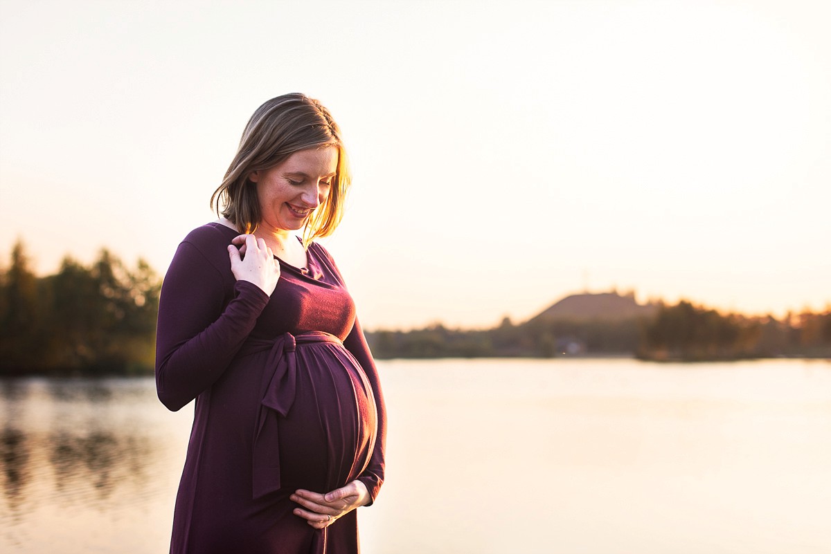 photographe famille nord photo femme enceinte lille Séance grossesse au lac de Rieulay terril automne coucher de soleil
