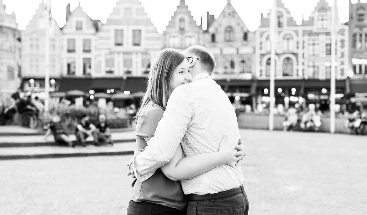 séance engagement bruges photographe mariage lille tourcoing armentières