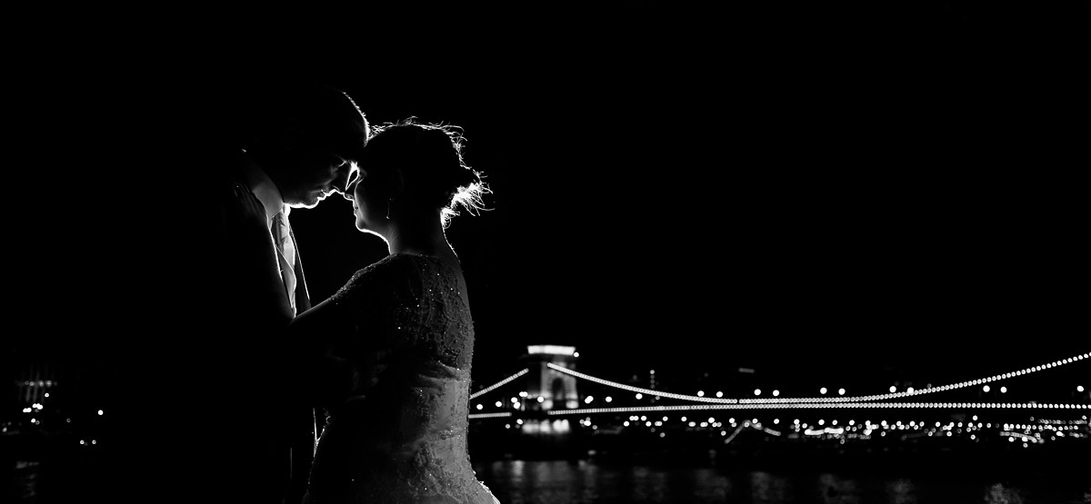 seance-photo-couple-maries-a-l-etranger-budapest-photographe-mariage-lille-nord-pas-de-calais-belgique (41)
