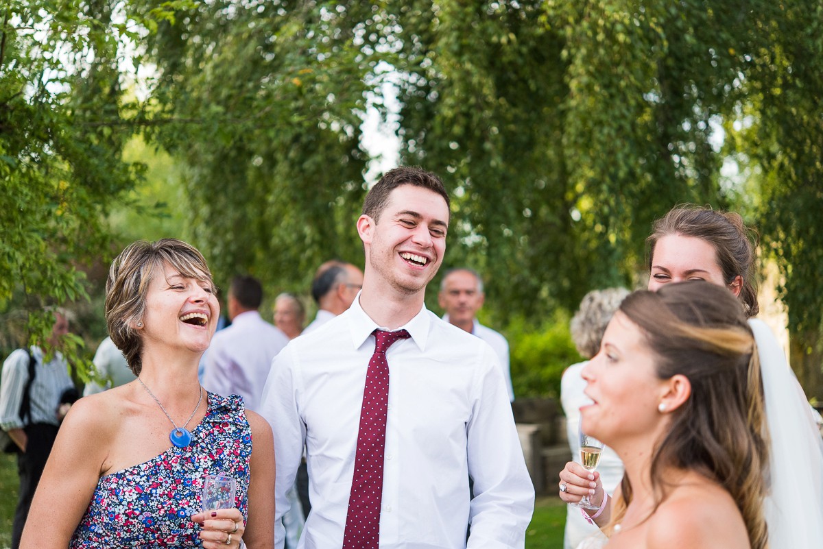 Photographie de mariage sur le vif émotions Houdan Rambouillet