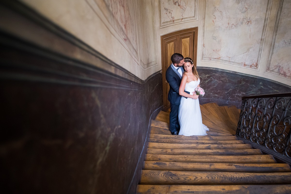 photographe mariage à paris passages parisiens photos de jeunes mariés