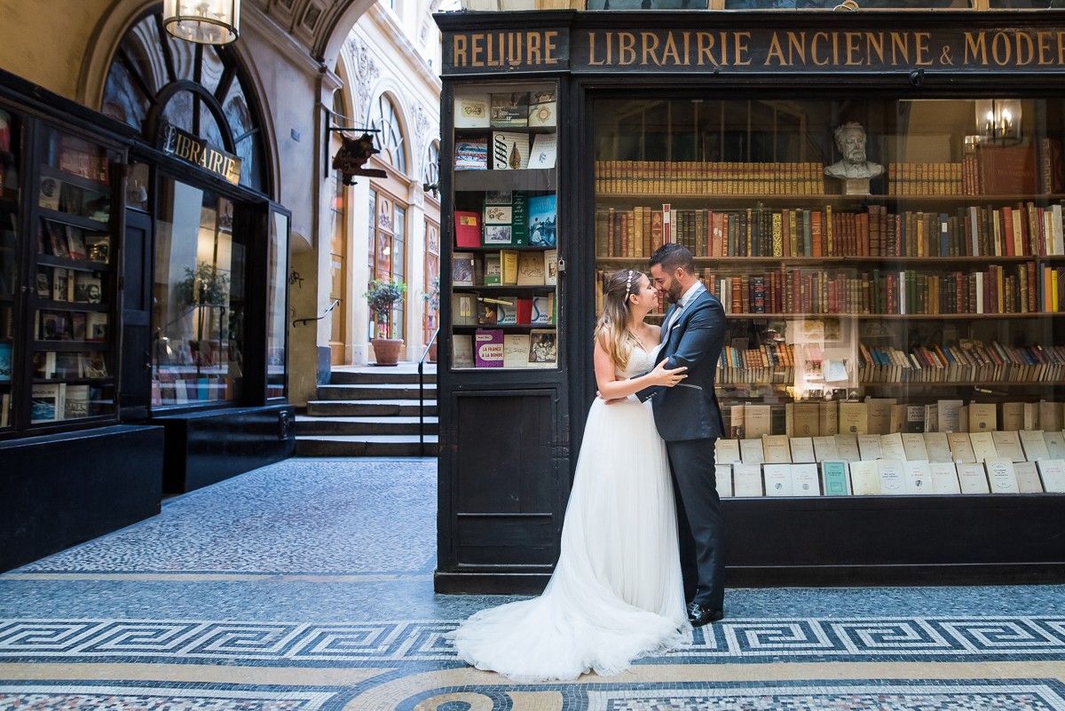 photographe mariage à paris galerie vivienne