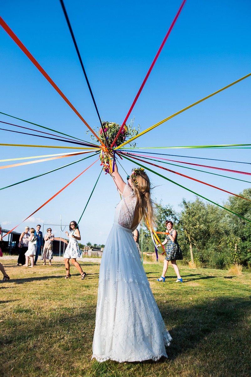 Photographe mariage Marcq en Baroeul Reportage joyeux et coloré à la Howarderie