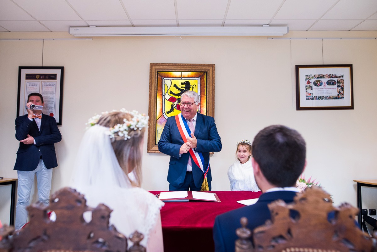 Reportage mariage mairie de Erquinghem Lys près d'Armentières