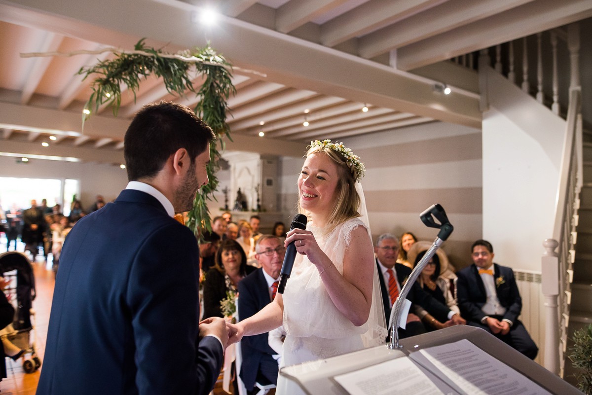 photographe mariage lille lifestyle cérémonie laïque au château de morbecque