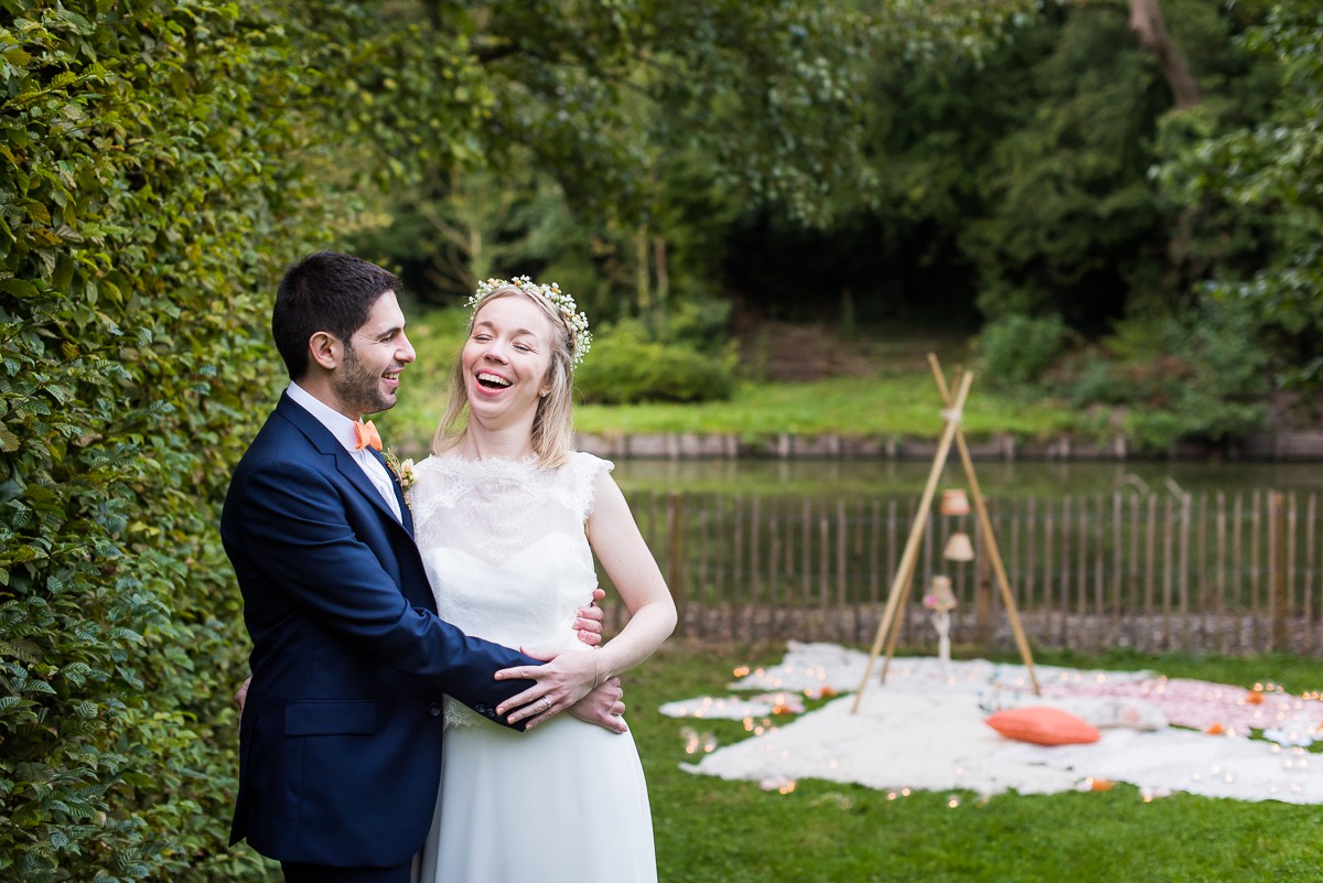 Reportage mariage Château de Morbecque des photos de couple naturelles photographe hauts de france