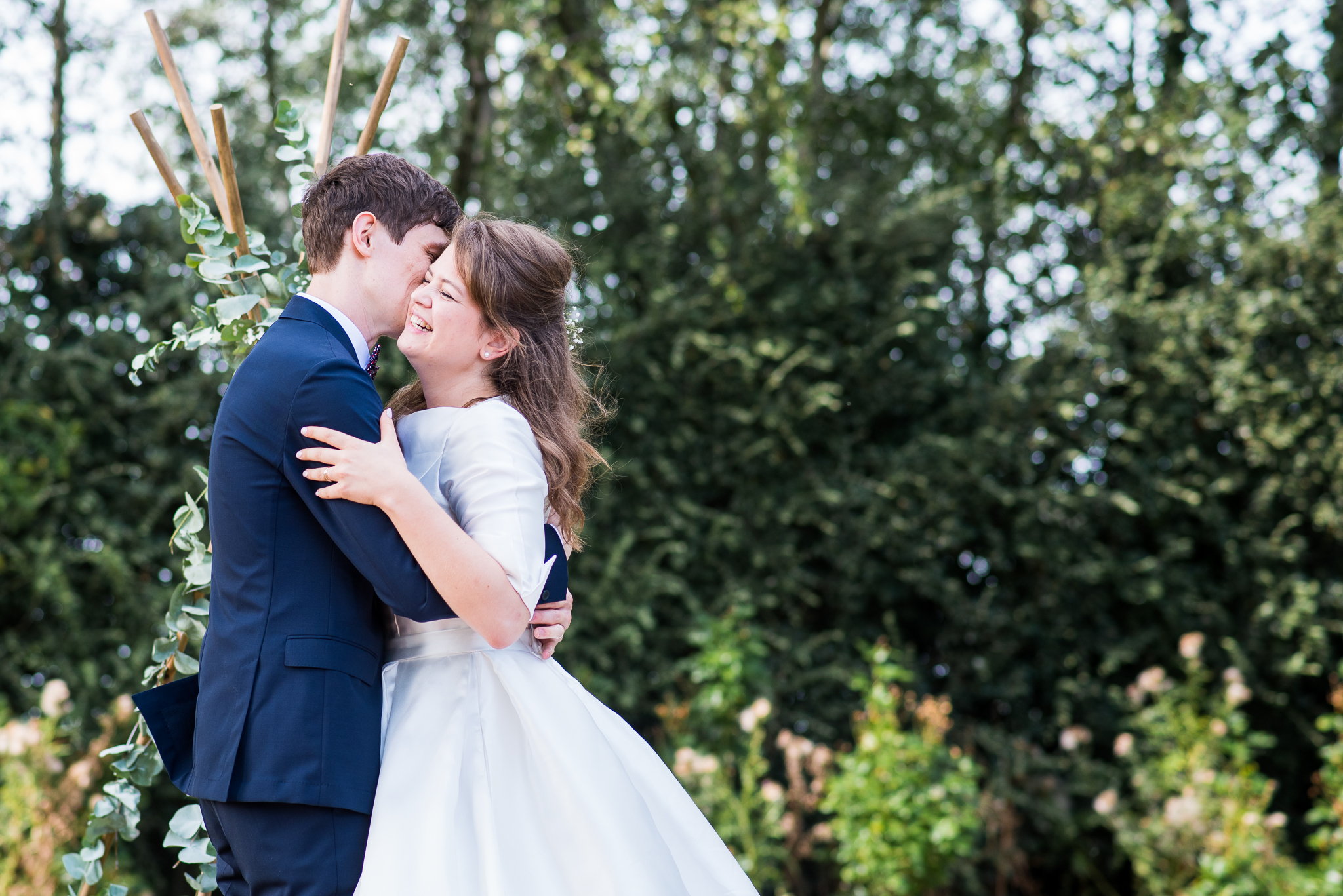 belle émotions sur les photos de mariage au clos du bac