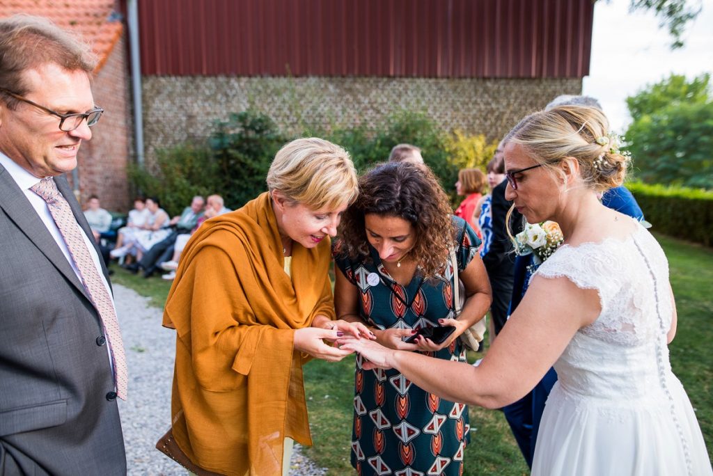 photographe mariage lille qui travaille sur le vif et au naturel en mode reportage