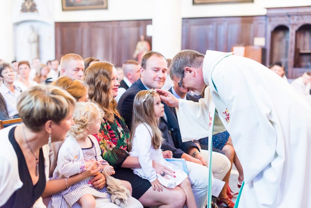 photographe de baptême dans le nord cérémonie église bouvignies