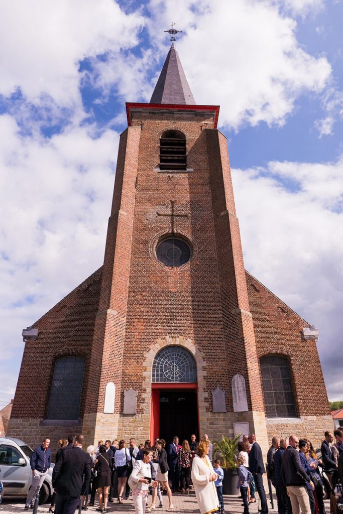 Photographe baptême Nord reportage photo église de lecelles