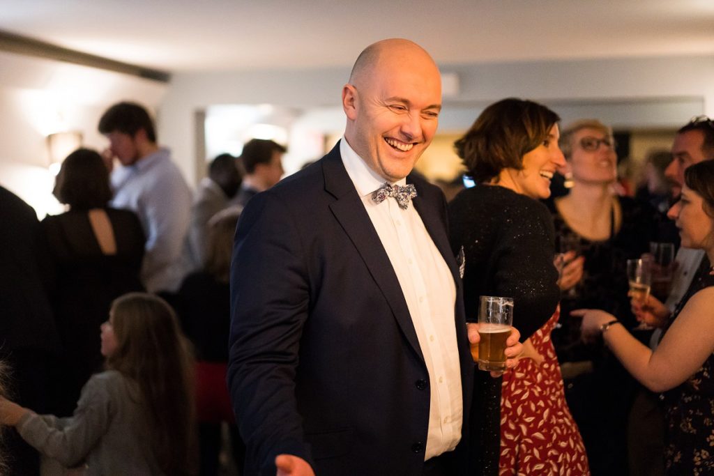 mariage en hiver au Hameau de la Becque vin d'honneur en salle